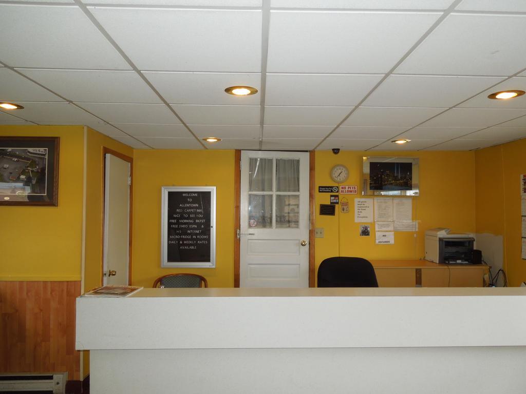 Red Carpet Inn - Allentown Exterior photo